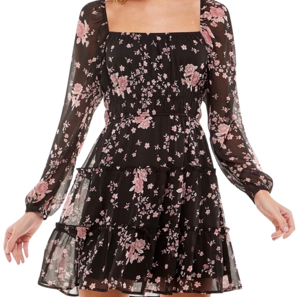 TRIXXI N.W.T. Clothing Co.Floral Black/Pink Mini Dress.Size Medium Long Sleeve